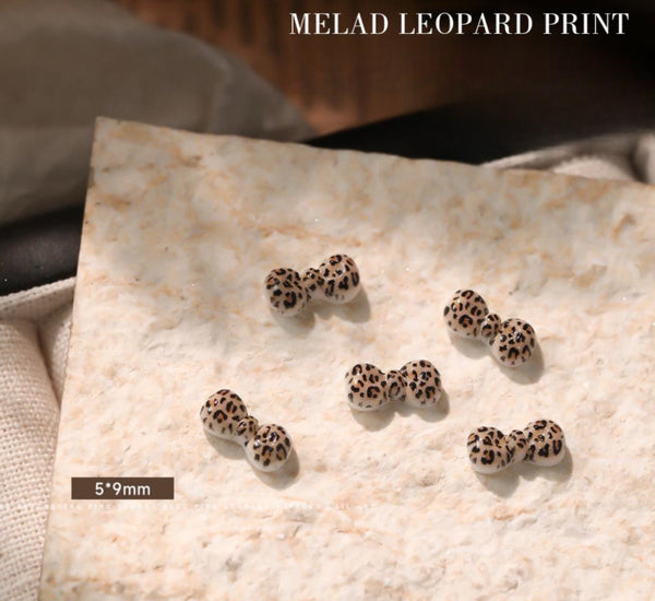 Small Bow w\ Leopard Animal Print - 30pc